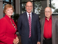 Alumni Past Presidents Lunch Dr. Evans with Laurie Ritchel and Jimmy Booker